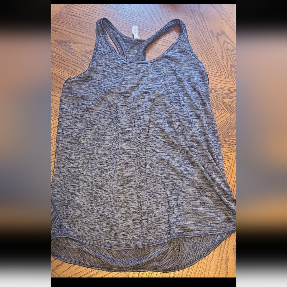 Lululemon tank top